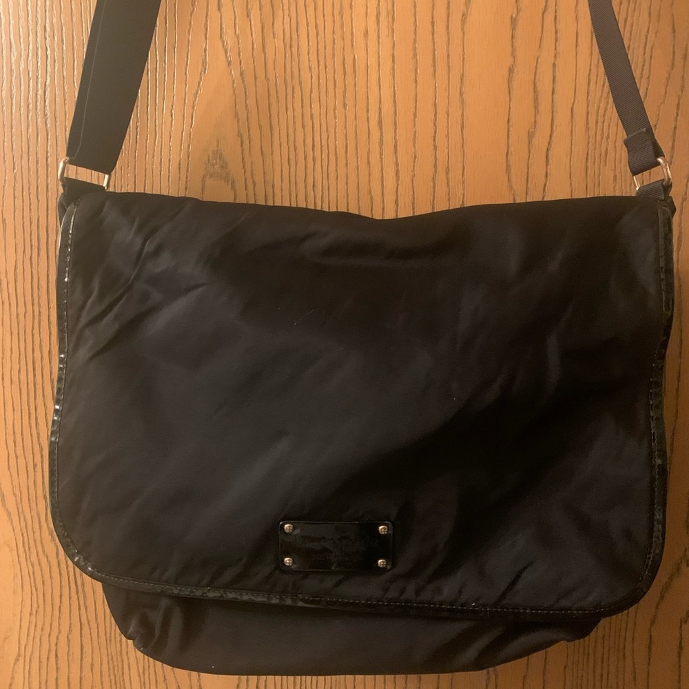 Kate spade messenger bag